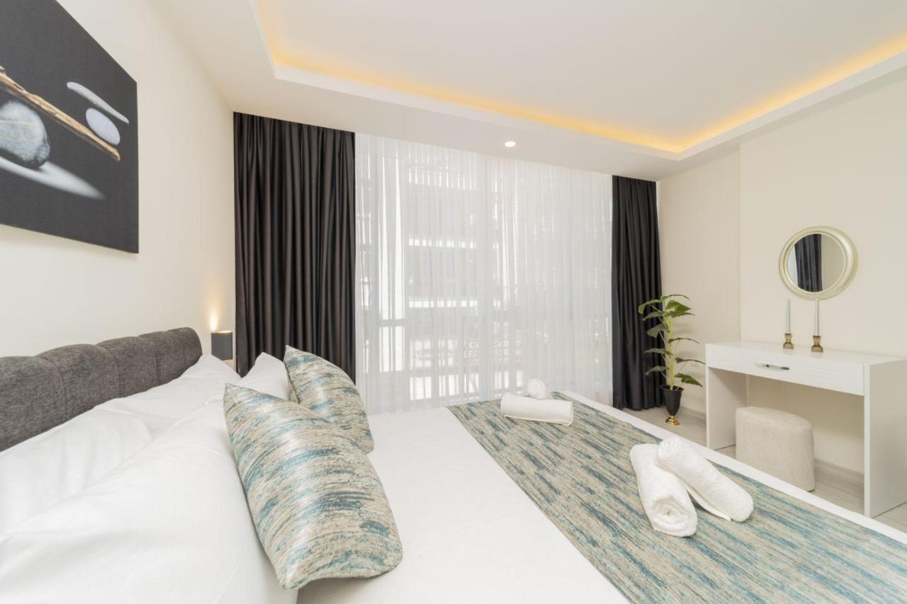 Hadrian Towers Hotel Antalya Bagian luar foto