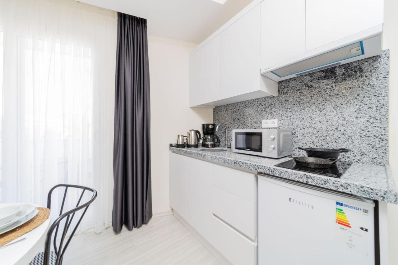Hadrian Towers Hotel Antalya Bagian luar foto
